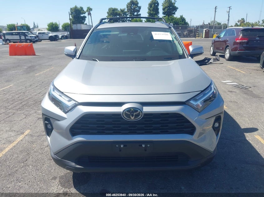 TOYOTA RAV4 HYBRID - zdjęcie 13