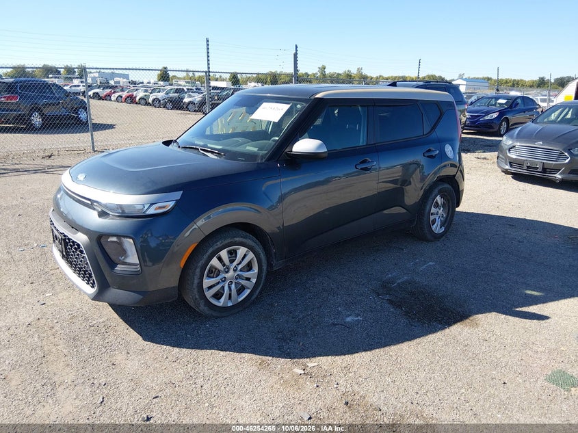 2020 Kia Soul Lx, Левый зад, IAAI, VIN KNDJ23AU6L7056330 — фото 2