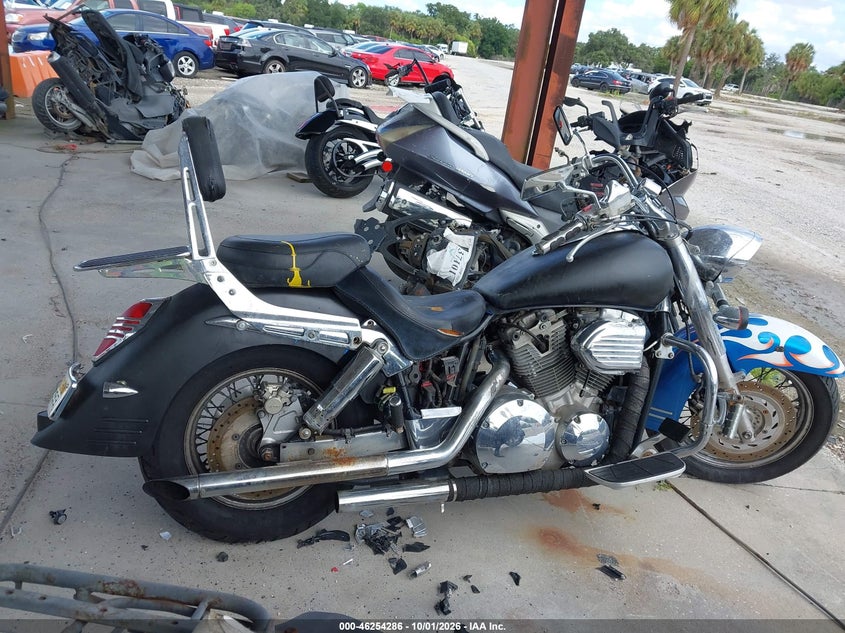 HONDA VT1300 2005