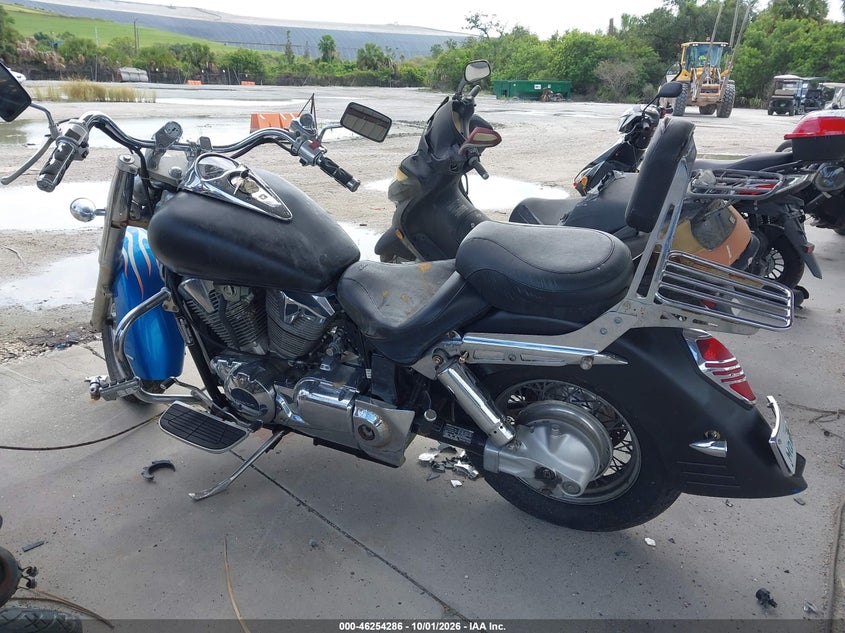 HONDA VT1300 2005