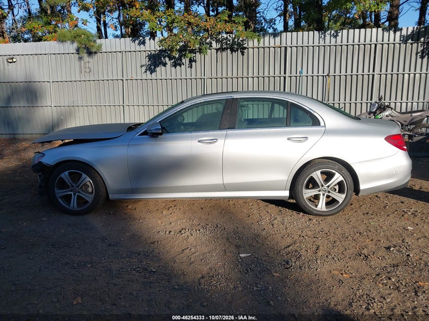 2019 MERCEDES-BENZ E 300 4MATIC · Фото 15