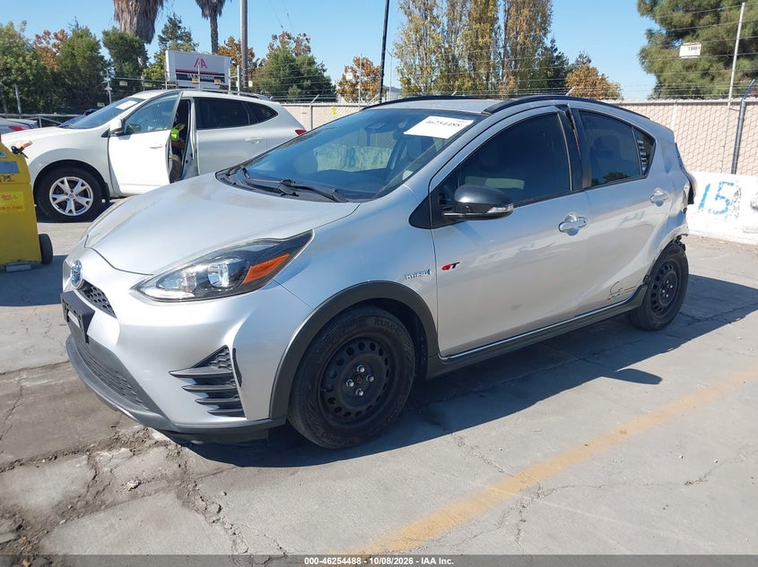 2018 Toyota Prius C One, Левый зад, IAAI, VIN JTDKDTB35J1601907 — фото 2