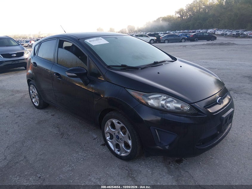 Vin: 3fadp4fj5dm118946, lot: 46754679, ford fiesta titanium 2013 img_1