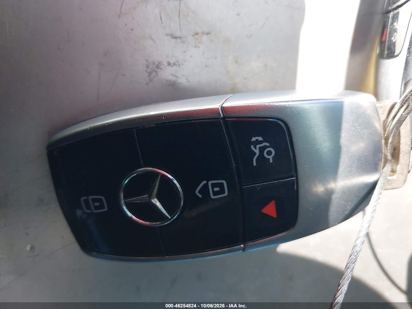 MERCEDES-BENZ E 300 - zdjęcie 11