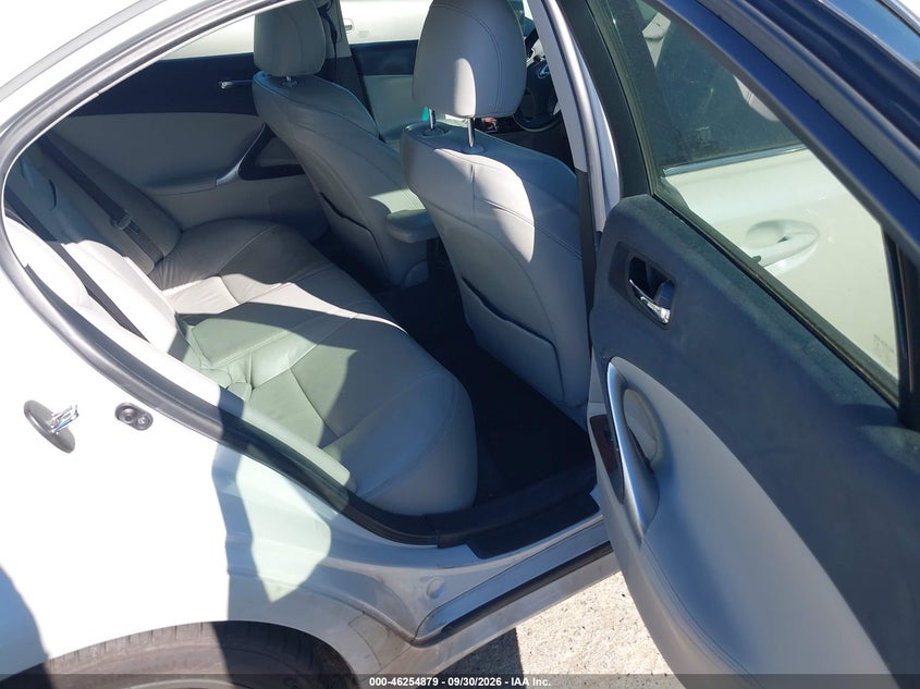 LEXUS IS 350 2007 VIN JTHBE262172012928