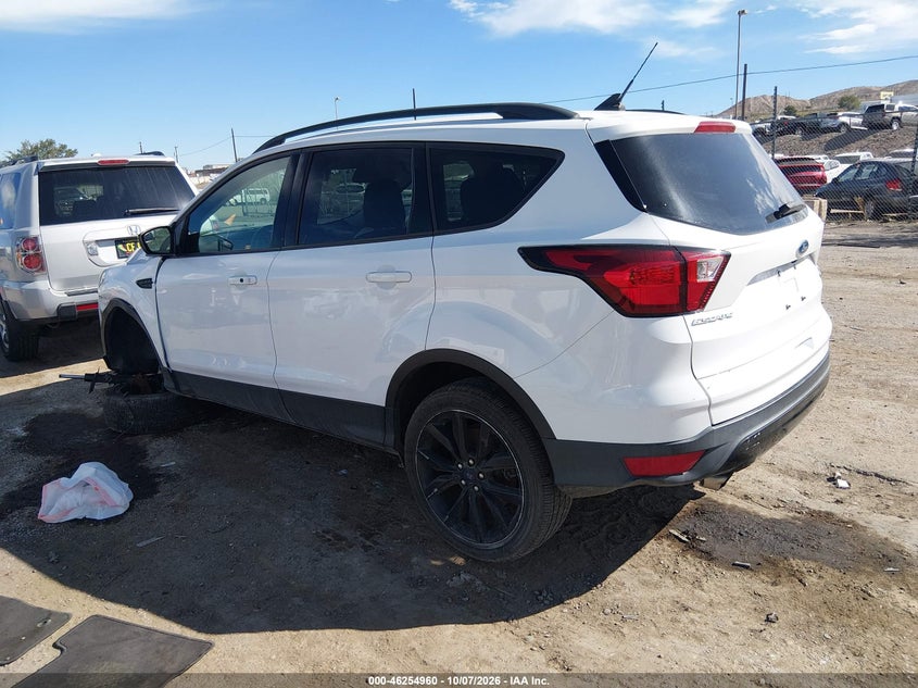 Vin: 1fmcu0gd3kub33059, lot: 46754986, ford escape se 20193