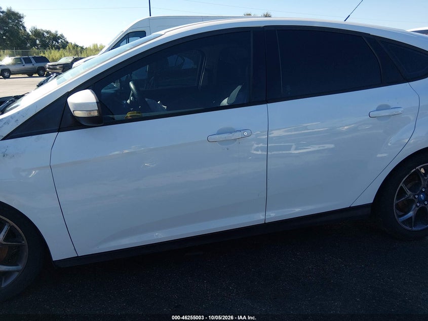2013 FORD FOCUS SE · Фото 15