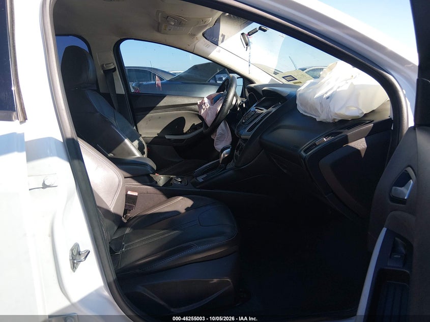 2013 FORD FOCUS SE · Фото 5