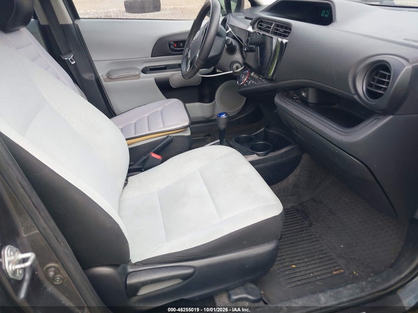 TOYOTA PRIUS C 2013 VIN JTDKDTB36D1542273