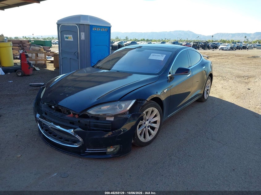 Vin: 5yjsa1cg5dfp17263, lot: 46755155, tesla model s 20132