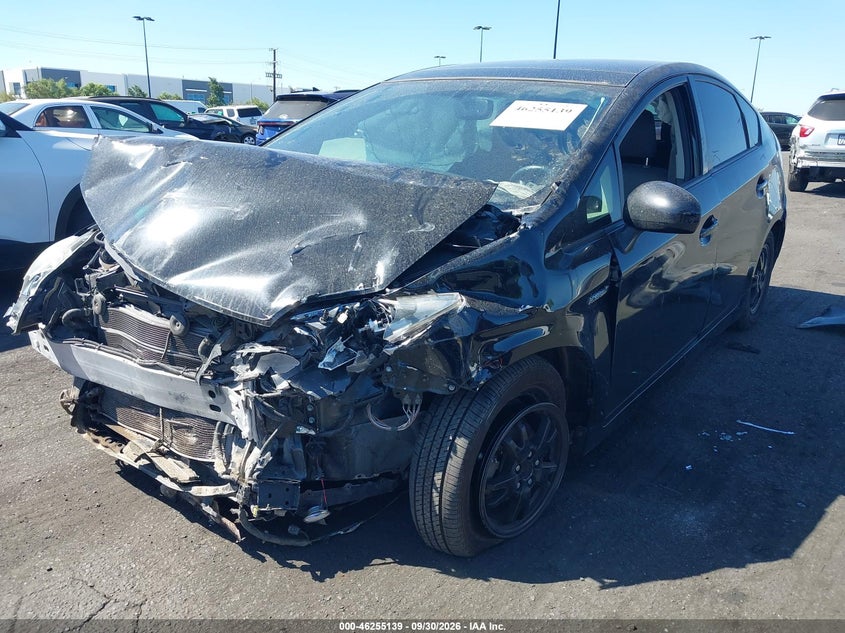 2013 Toyota Prius Four, Front End, IAAI, VIN JTDKN3DUXD5601465 — photo 2