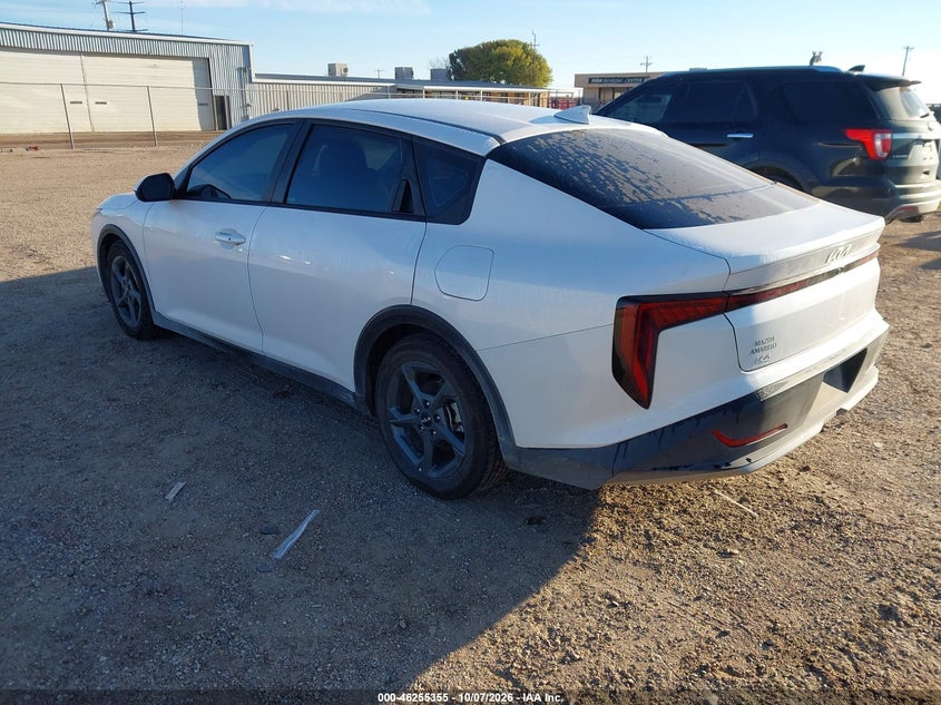 Vin: 3kpft4de4se021894, lot: 46755381, kia k4 lxs 20253