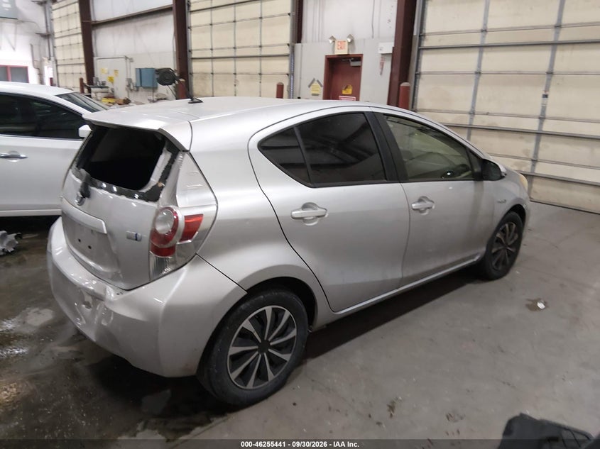 Vin: jtdkdtb37e1074152, lot: 46755467, toyota prius c one 20144