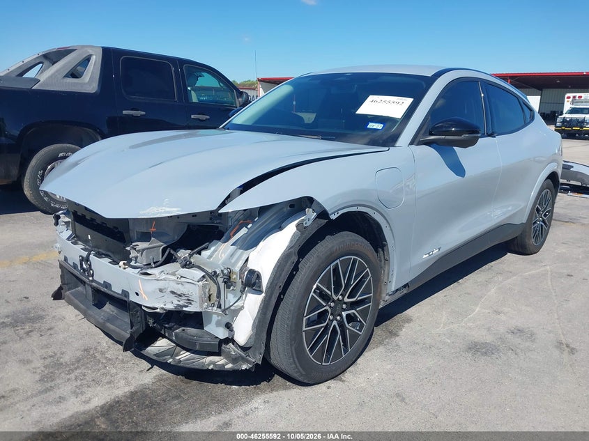 2025 Ford Mustang Mach-E Premium, Front End, IAAI, VIN 3FMTK3R74SMA16321 — photo 2