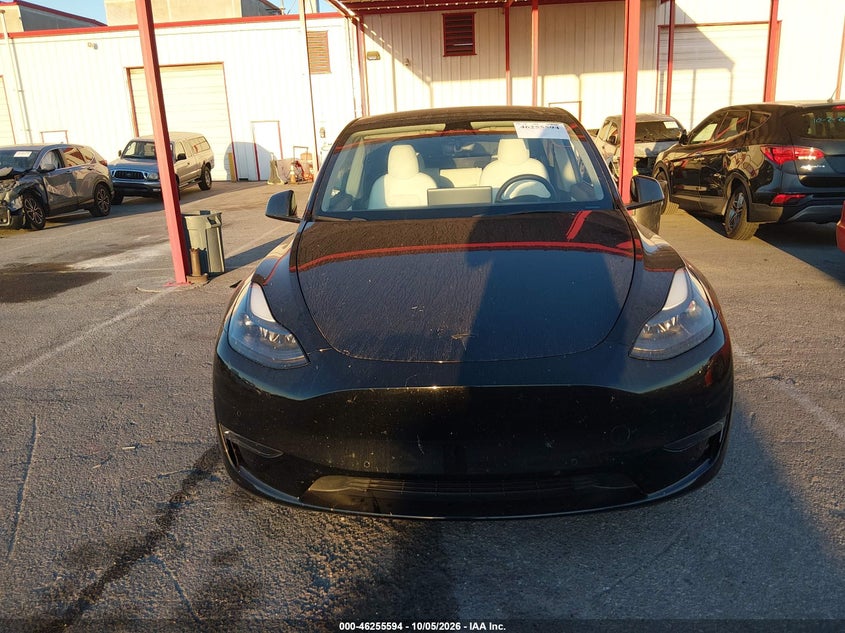 TESLA MODEL Y - zdjęcie 12