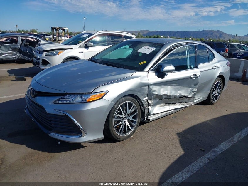 2022 Toyota Camry Xle Hybrid, Левый бок, IAAI, VIN 4T1F31AK7NU577689 — фото 2