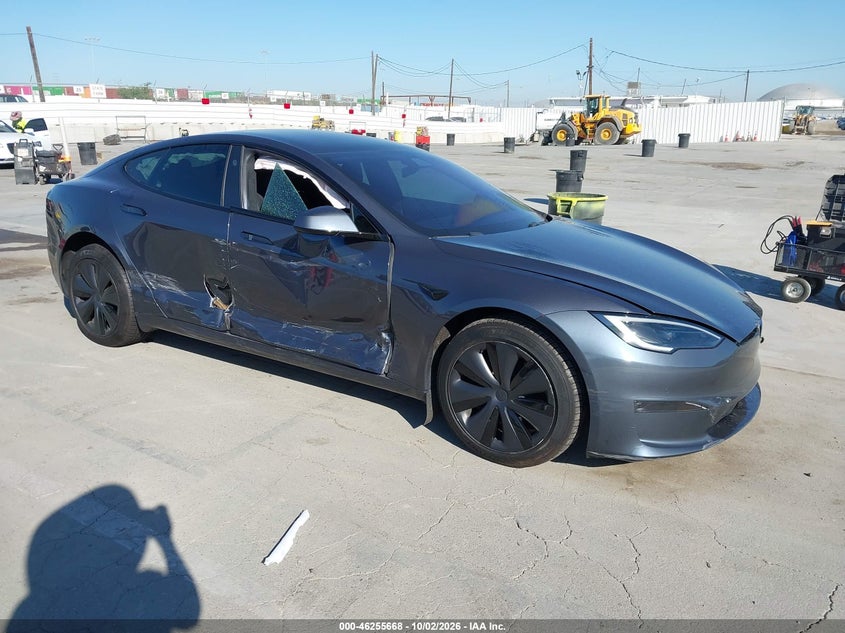Vin: 5yjsa1e54nf488250, lot: 46755694, tesla model s dual motor all-wheel drive 2022 img_1