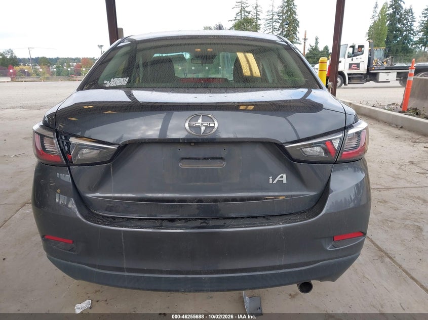 2016 SCION IA · Фото 16