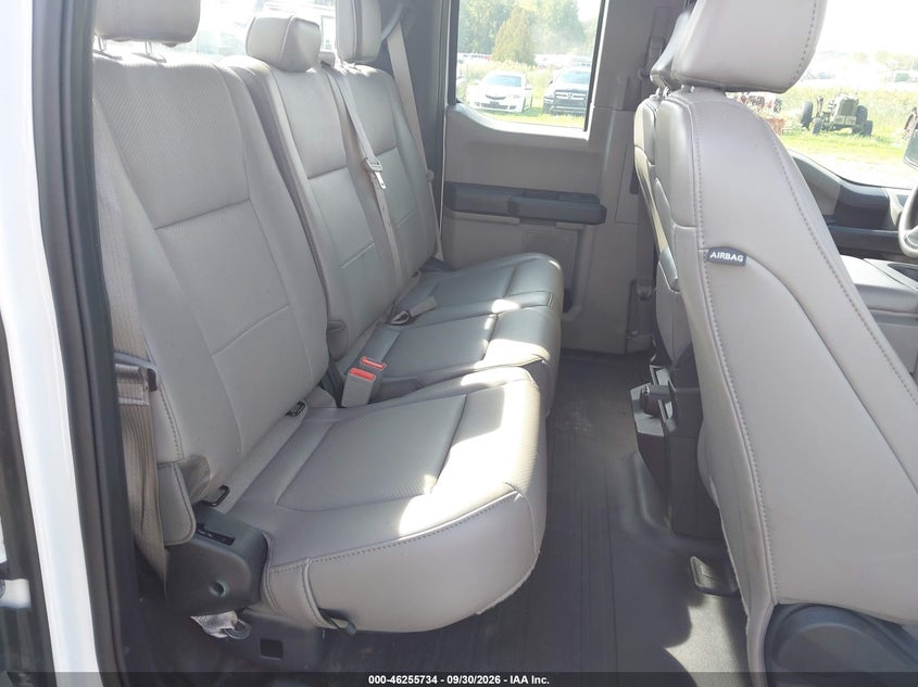 2020 FORD F-150 XL · Фото 8