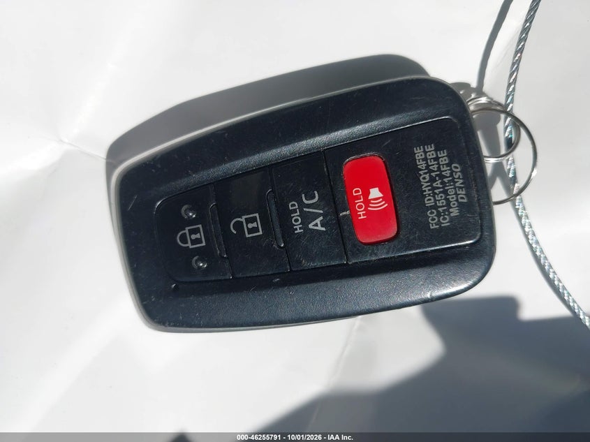 TOYOTA PRIUS PRIME - zdjęcie 11