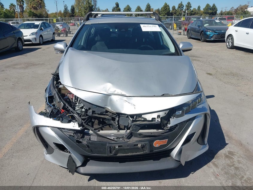 TOYOTA PRIUS PRIME - zdjęcie 12