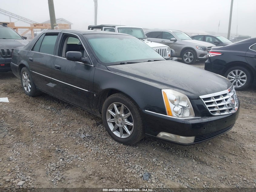 2011 CADILLAC DTS LUXURY COLLECTION