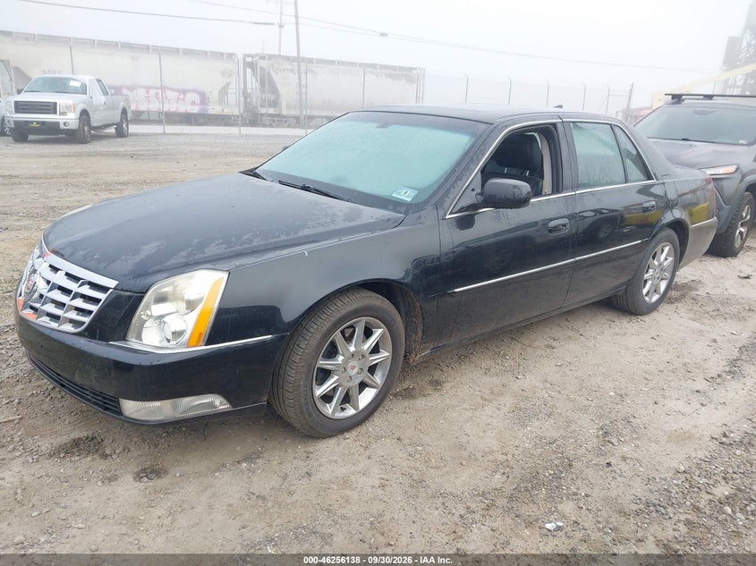 2011 CADILLAC DTS LUXURY COLLECTION · Фото 2