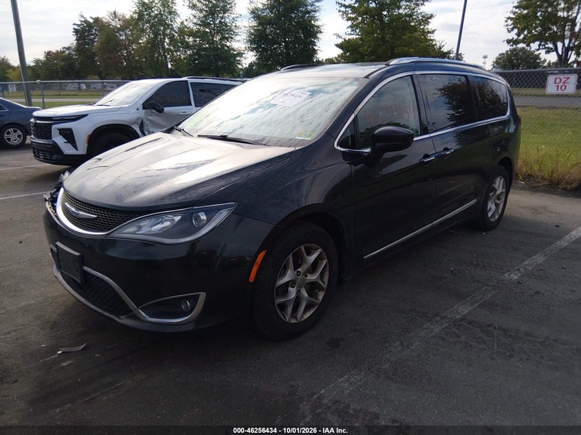 Vin: 2c4rc1eg0kr523358, lot: 46756503, chrysler pacifica touring l plus 20192