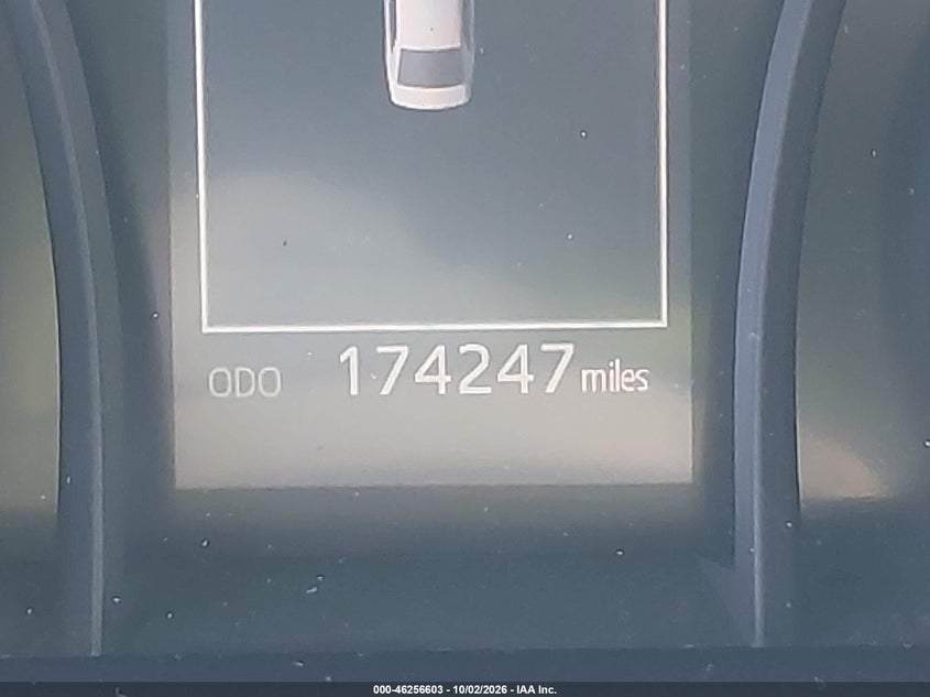 TOYOTA CAMRY - zdjęcie 15