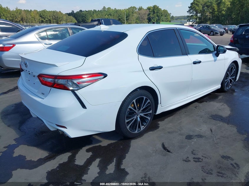 TOYOTA CAMRY - zdjęcie 4