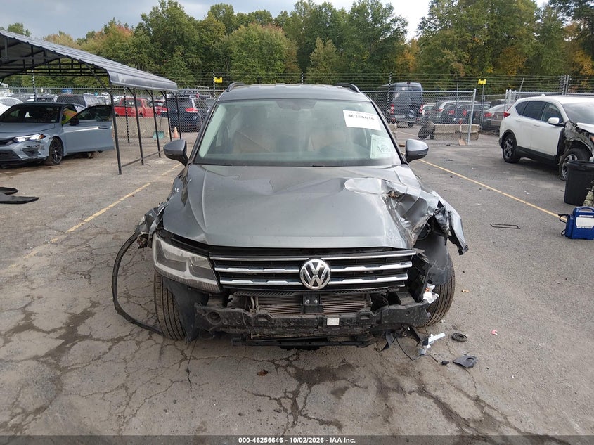 2018 VOLKSWAGEN TIGUAN 2.0T SE/2.0T SEL · Фото 12