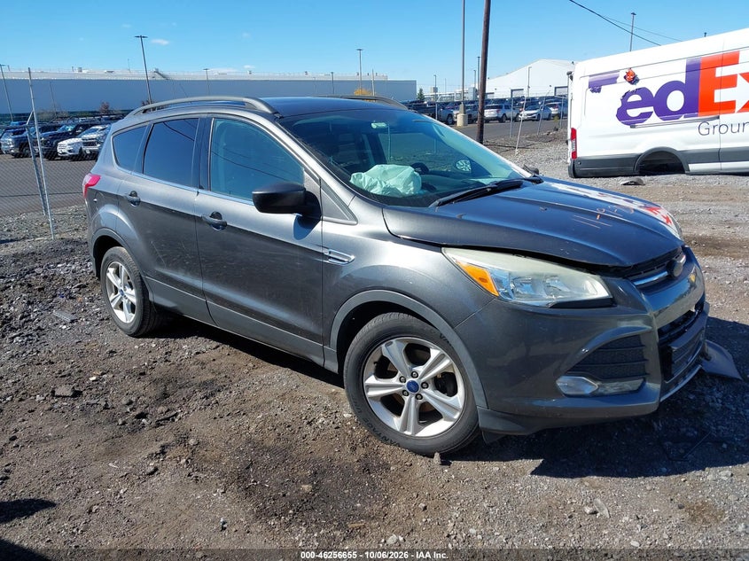 Vin: 1fmcu0gx3fub03589, lot: 46756724, ford escape se 20151