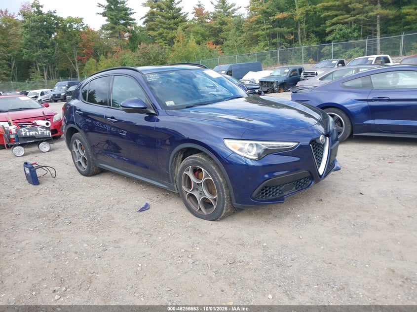Vin: zasfaknn8j7b85423, lot: 46756732, alfa romeo stelvio ti sport awd 20181