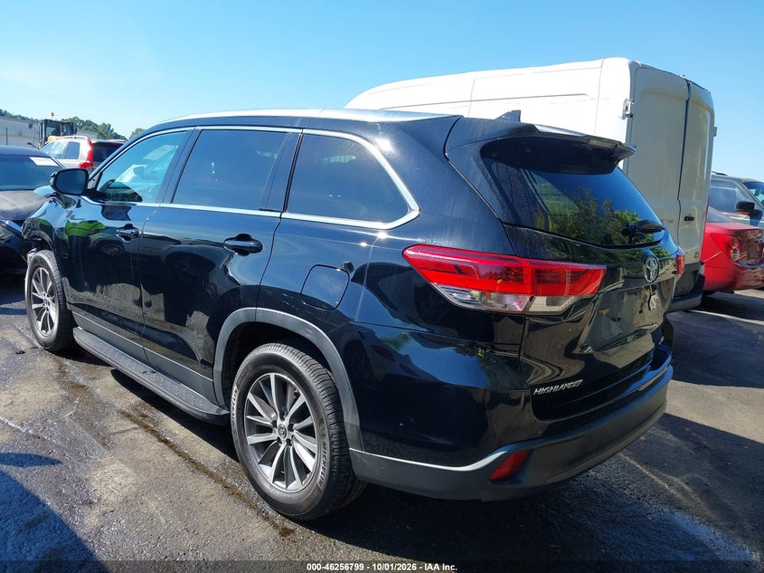 TOYOTA HIGHLANDER - zdjęcie 3