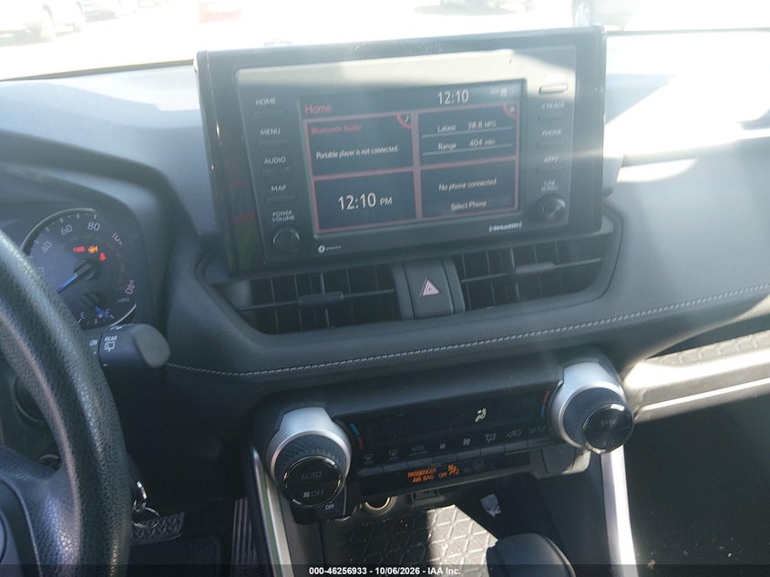 TOYOTA RAV4 HYBRID - zdjęcie 18