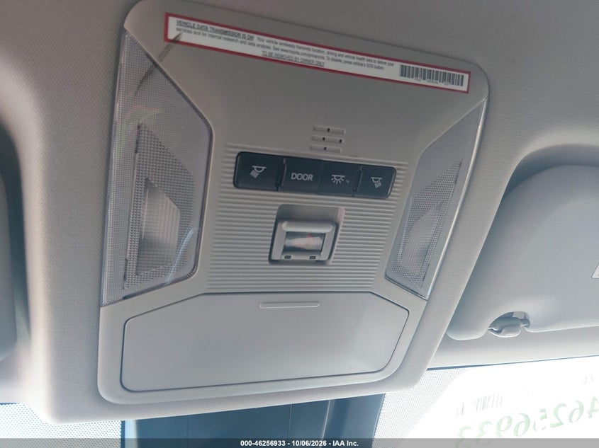 TOYOTA RAV4 HYBRID - zdjęcie 19