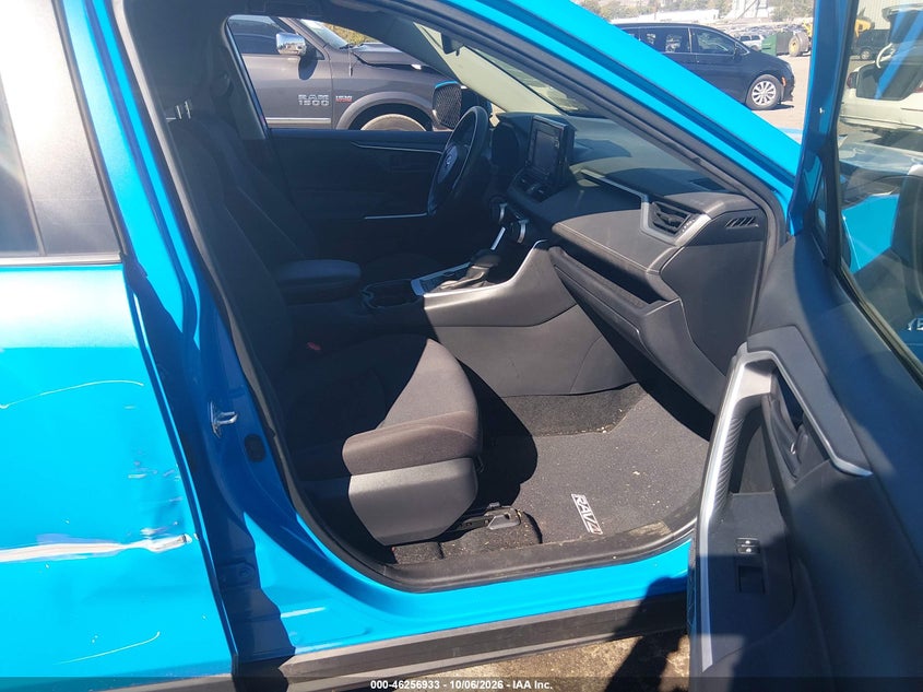 TOYOTA RAV4 HYBRID - zdjęcie 5