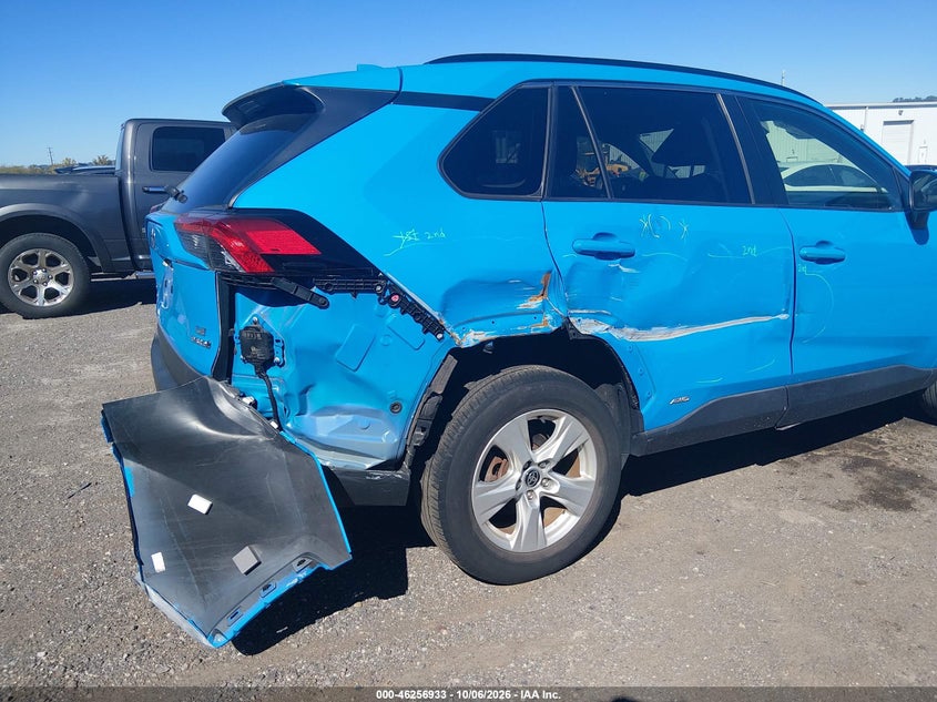 TOYOTA RAV4 HYBRID - zdjęcie 6