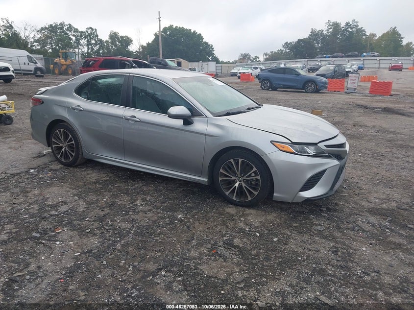 Vin: 4t1b11hk6ju584198, lot: 46757123, toyota camry se 20181