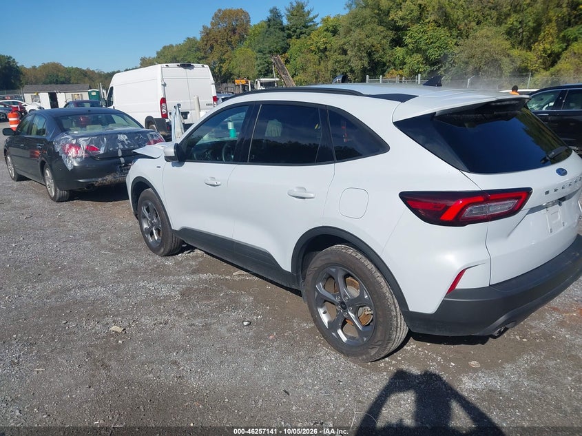 Vin: 1fmcu9na5sub30967, lot: 46757210, ford escape st-line select 20253