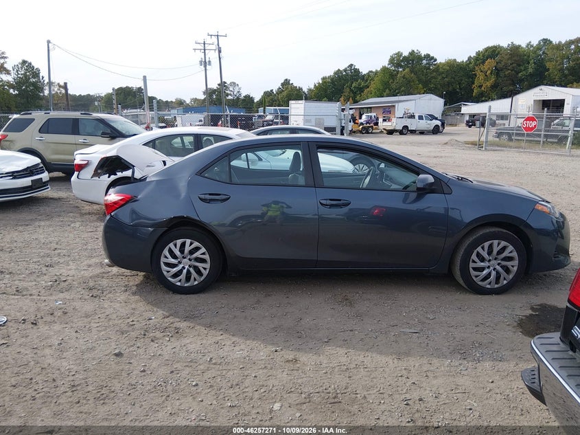 TOYOTA COROLLA - zdjęcie 13