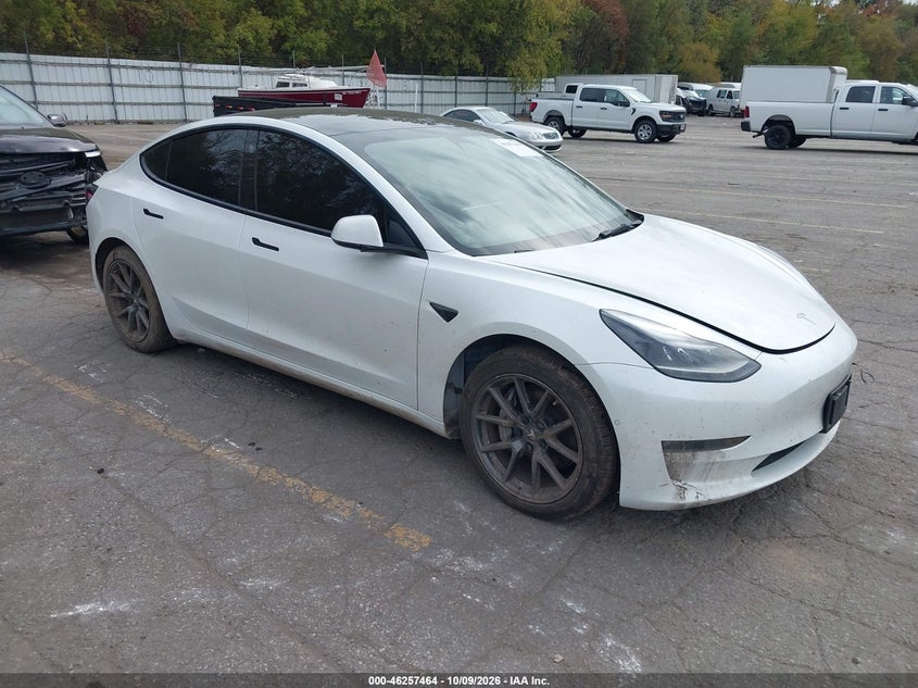 Vin: 5yj3e1eb8nf110656, lot: 46757533, tesla model 3 long range dual motor all-wheel drive 2022 img_1