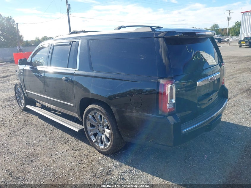 2015 GMC YUKON XL 1500 DENALI · Фото 3