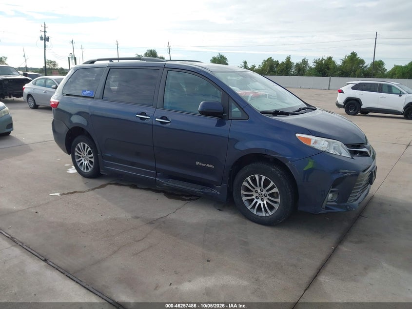 Vin: 5tdyz3dcxls063123, lot: 46757555, toyota sienna xle premium 20201