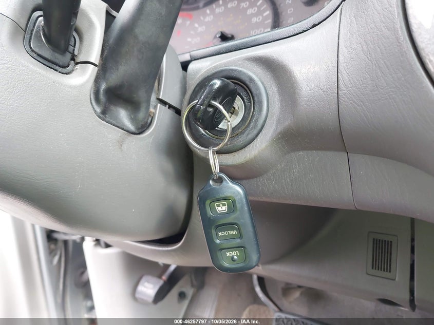 TOYOTA SEQUOIA 2002 VIN 5TDBT48A12S131507