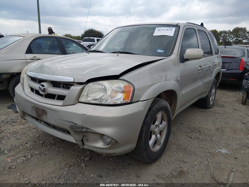 2005 MAZDA TRIBUTE auction photo 2