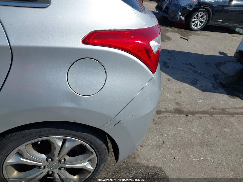 HYUNDAI ELANTRA GT 2013 VIN KMHD35LE5DU104474
