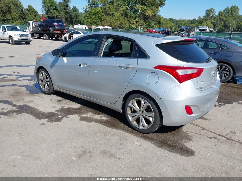 HYUNDAI ELANTRA GT 2013 VIN KMHD35LE5DU104474