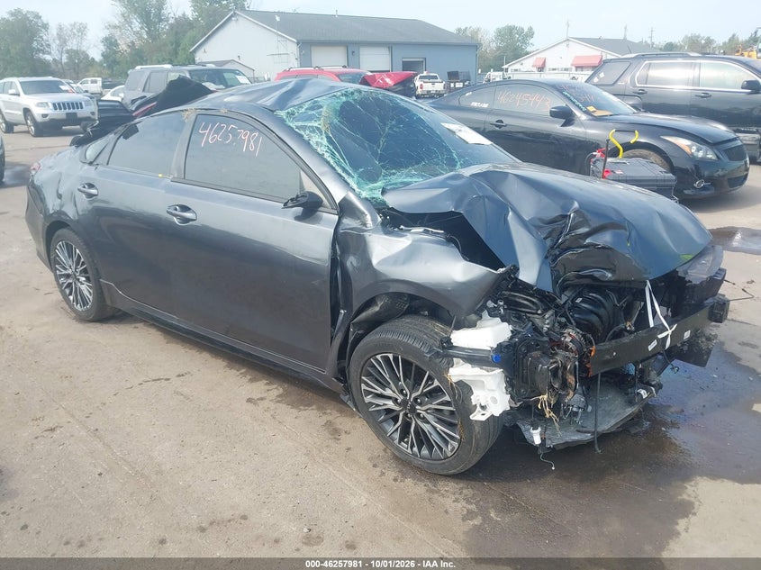 Vin: 3kpf54ad2re745471, lot: 46758050, kia forte gt-line 2024 img_1