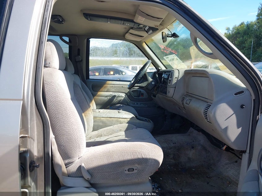 CHEVROLET SUBURBAN 1500 1998 VIN 3GNEC16R5WG115195